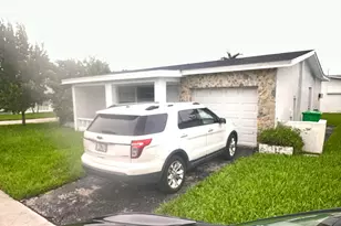 2301 NW 81st Terrace, Sunrise, FL 33322 - Photo 2