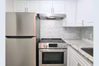 204 Canterbury I, West Palm Beach, FL 33417 - Photo 2