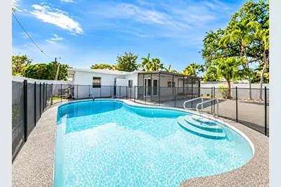 1721 N 16th Court, Hollywood, FL 33020 - Photo 4