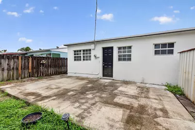 410 NW 52nd Court, Oakland Park, FL 33309 - Photo 32