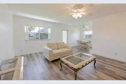 189 Valencia H, Delray Beach, FL 33446 - Photo 2