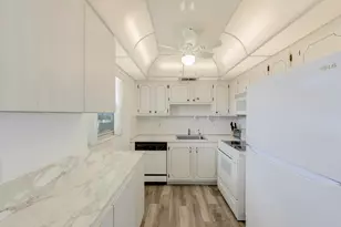 189 Valencia H, Delray Beach, FL 33446 - Photo 6