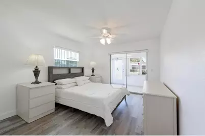 189 Valencia H, Delray Beach, FL 33446 - Photo 12