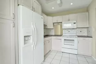 2200 Park Ln, Hollywood, FL 33021 - Photo 14