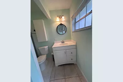 878 Worcester Lane, Lake Worth, FL 33467 - Photo 8