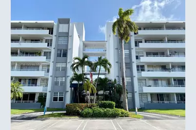 1080 94th Street #103, Bay Harbor Islands, FL 33154 - Photo 1