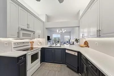 7478 Granville Drive #406, Tamarac, FL 33321 - Photo 10