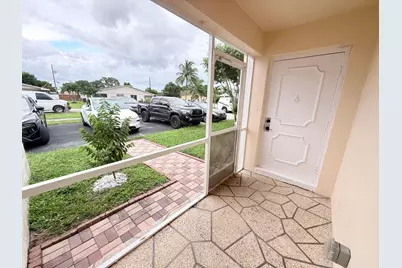 2117 E Bond Drive #1, West Palm Beach, FL 33415 - Photo 4