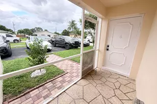 2117 E Bond Dr, West Palm Beach, FL 33415 - Photo 4