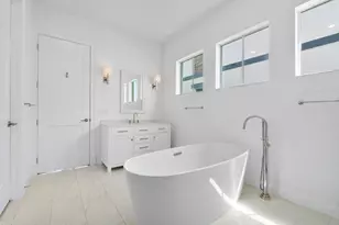 12289 Waterstone Cir, Palm Beach Gardens, FL 33412 - Photo 18