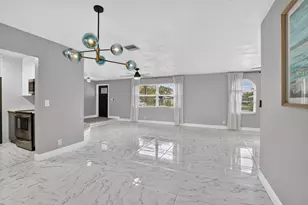 214 NE 25th St, Boca Raton, FL 33431 - Photo 8