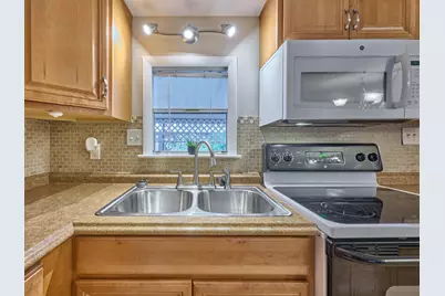 7965 SE Wren Avenue, Hobe Sound, FL 33455 - Photo 10