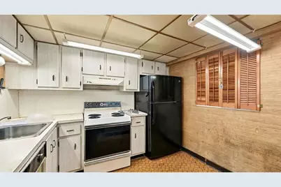 4311 Crystal Lake Drive #110, Deerfield Beach, FL 33064 - Photo 6