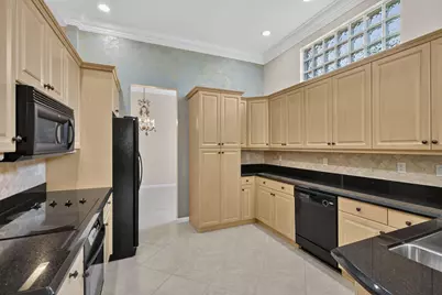 9937 Via Elegante, Wellington, FL 33411 - Photo 16