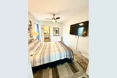 4820 NE 4th Avenue, Oakland Park, FL 33334 - Photo 4