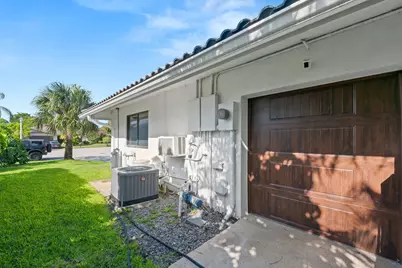 3554 Pine Lake Court, Delray Beach, FL 33445 - Photo 14