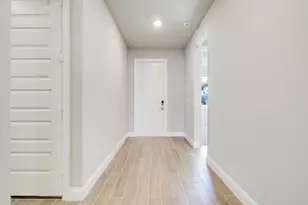 8990 Dahlia Cir, Port Saint Lucie, FL 34986 - Photo 4