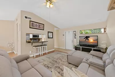 9212 Chelsea Drive N, Plantation, FL 33324 - Photo 4