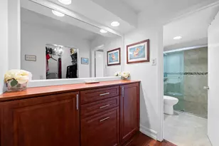9212 Chelsea Dr N, Plantation, FL 33324 - Photo 12