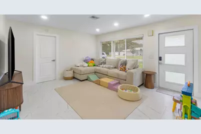 2350 Niki Jo Lane, Palm Beach Gardens, FL 33410 - Photo 8