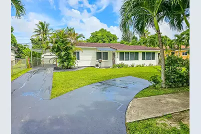 18321 NE 20th Place, North Miami Beach, FL 33179 - Photo 1