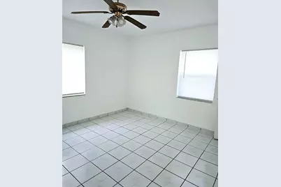 18321 NE 20th Place, North Miami Beach, FL 33179 - Photo 16