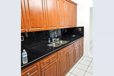 18321 NE 20th Place, North Miami Beach, FL 33179 - Photo 12