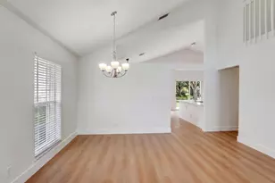 22481 Middletown Dr, Boca Raton, FL 33428 - Photo 6