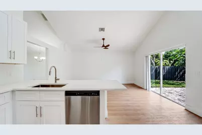 22481 Middletown Drive, Boca Raton, FL 33428 - Photo 12