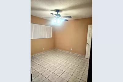812 NE 2nd Street #2, Hallandale Beach, FL 33009 - Photo 16