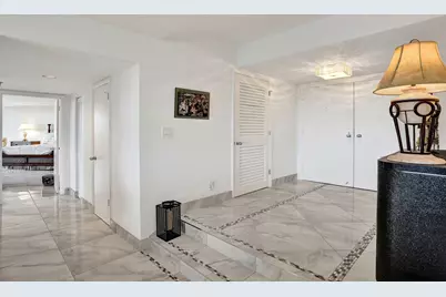 1900 Consulate Place #604, West Palm Beach, FL 33401 - Photo 8