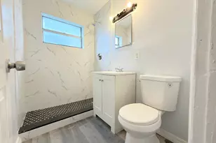 111 E 27th St, Riviera Beach, FL 33404 - Photo 4