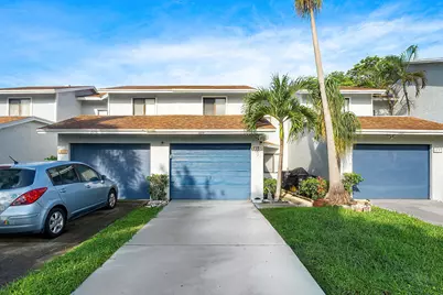1595 Woodbridge Lakes Circle, West Palm Beach, FL 33406 - Photo 2