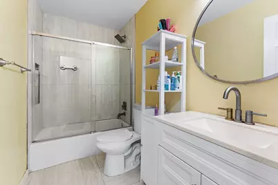 1595 Woodbridge Lakes Circle, West Palm Beach, FL 33406 - Photo 12