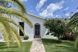2327 Windsor Rd, Palm Beach Gardens, FL 33410 - Photo 2