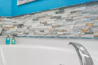 590 NW Red Pine Way, Jensen Beach, FL 34957 - Photo 28