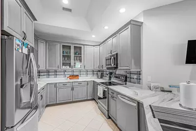 590 NW Red Pine Way, Jensen Beach, FL 34957 - Photo 14