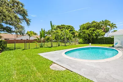 770 SW Elm Tree Lane, Boca Raton, FL 33486 - Photo 20