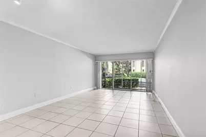 485 N Pine Island Road #105A, Plantation, FL 33324 - Photo 2