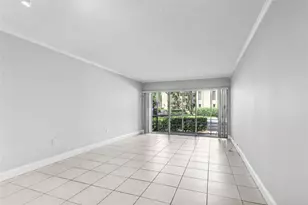 485 N Pine Island Rd, Plantation, FL 33324 - Photo 2