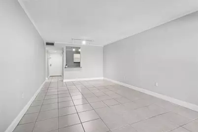 485 N Pine Island Road #105A, Plantation, FL 33324 - Photo 4
