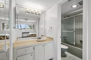 7797 Golf Cir Dr, Margate, FL 33063 - Photo 16