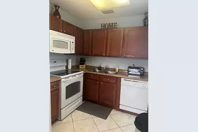 26 Lake Vista Trail #105, Port Saint Lucie, FL 34952 - Photo 2