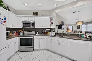 12598 Crystal Pointe Dr, Boynton Beach, FL 33437 - Photo 4