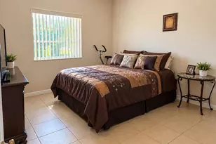 2405 Windjammer Way, West Palm Beach, FL 33411 - Photo 10