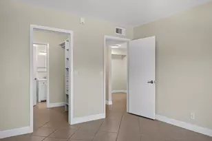 10717 Cleary Blvd, Plantation, FL 33324 - Photo 20