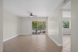 10717 Cleary Blvd, Plantation, FL 33324 - Photo 6