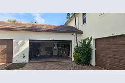 4726 Monarch Way, Coconut Creek, FL 33073 - Photo 10
