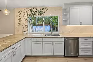 2411 S Olive Ave, West Palm Beach, FL 33401 - Photo 18