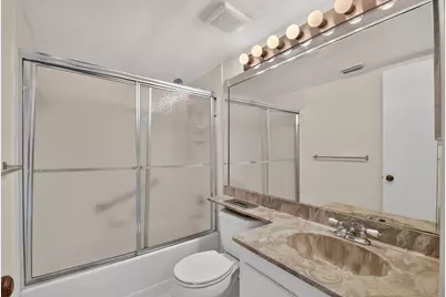 7665 Tahiti Lane #104, Lake Worth, FL 33467 - Photo 32